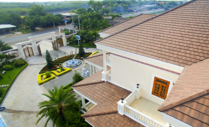 2 5 https://scgvlxd.com/biet-thu-o-trang-bang-su-dung-ngoi-phang-scg/