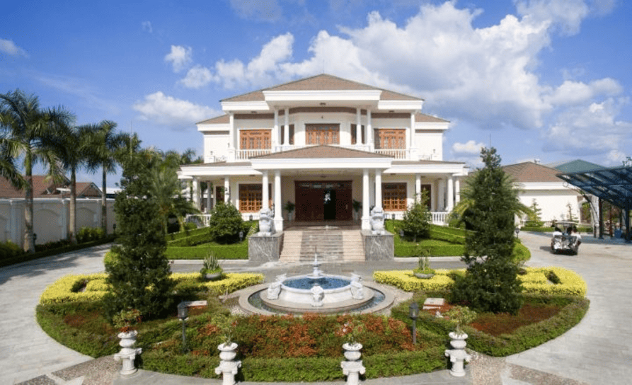 biệt thự mái ngói