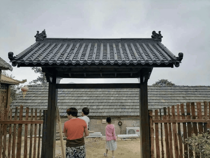 mẫu mái cổng sắt lợp ngói