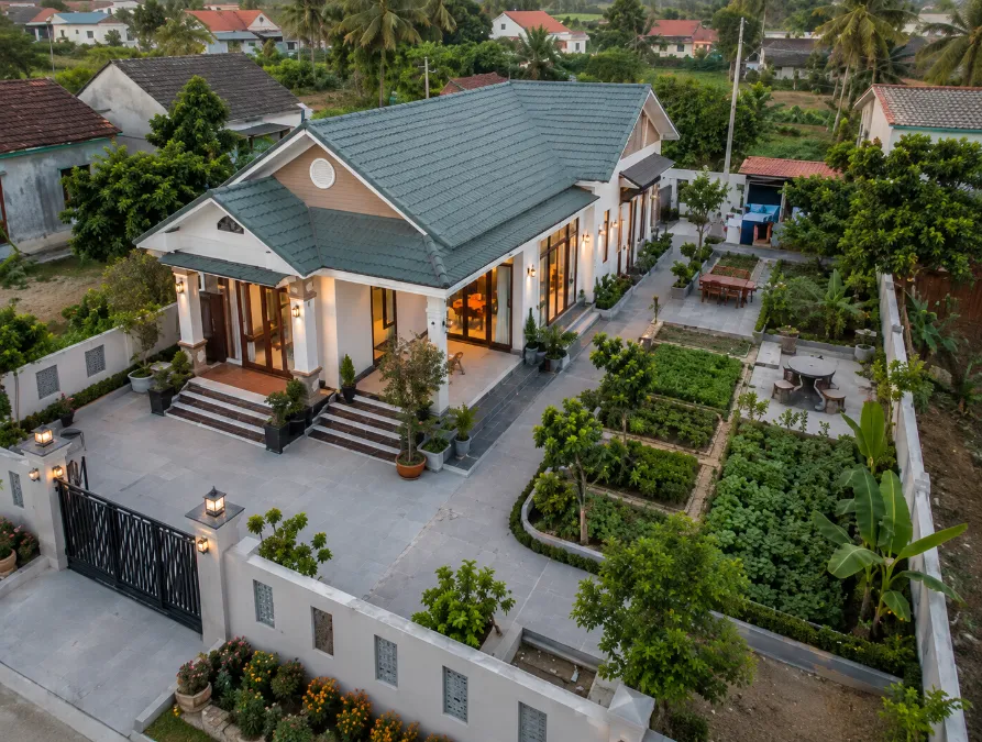 Mẫu nhà vườn mái Thái